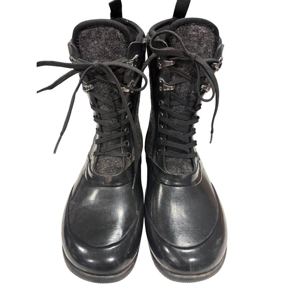 Bogs Sidney Wool Size 8 waterproof glossy rubber lower wool upper lace-up front.